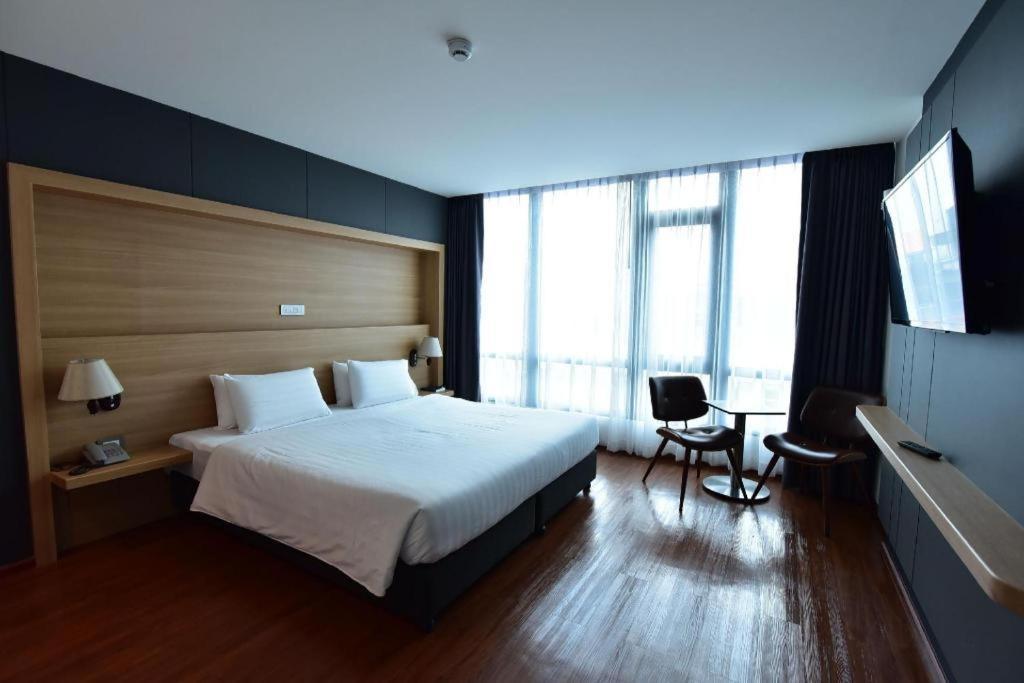 The Three Hat Yai Exterior foto